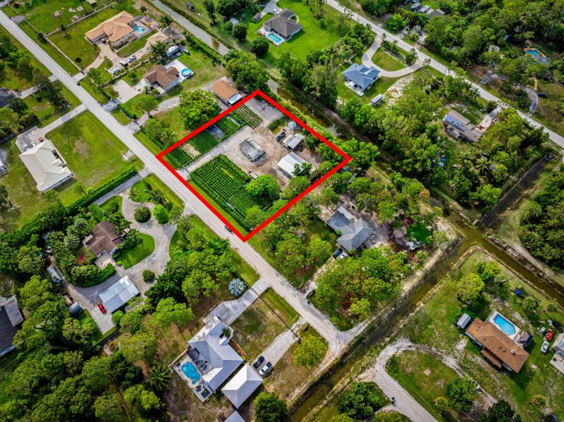  Commercial & Industrial Land Images 