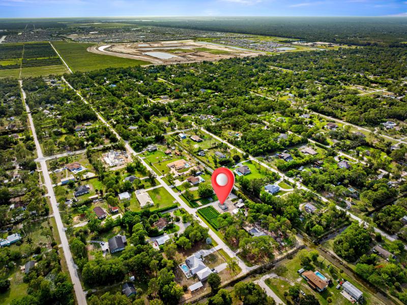  Commercial & Industrial Land Images 