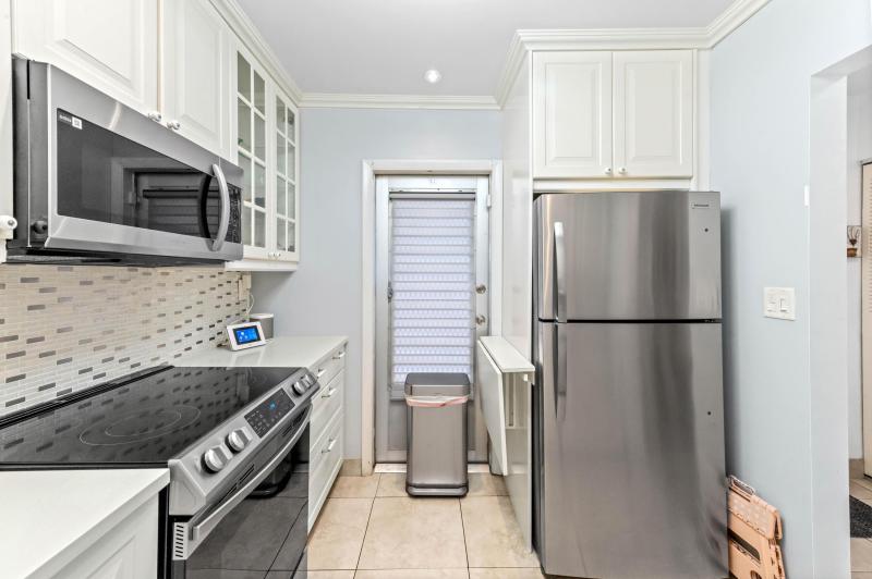  Condo & Townhome Photos
