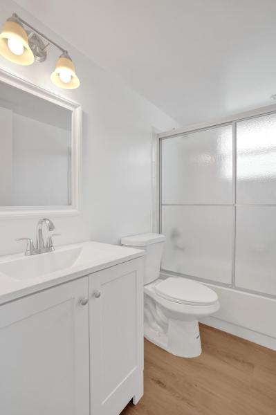  Condo & Townhome Photos
