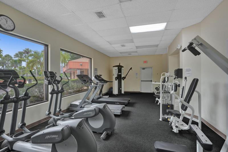  Condo & Townhome Photos