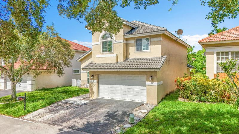  Single Family Homes Photo 29:  Margate,  FL 33063