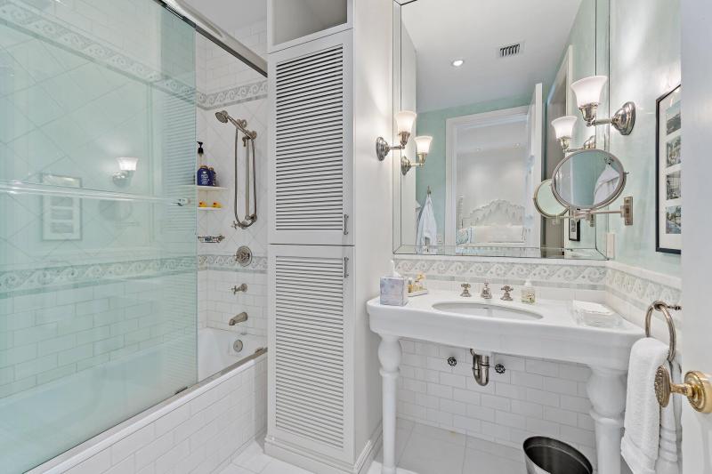 Single Family Homes Photo 19:  Jupiter,  FL 33477