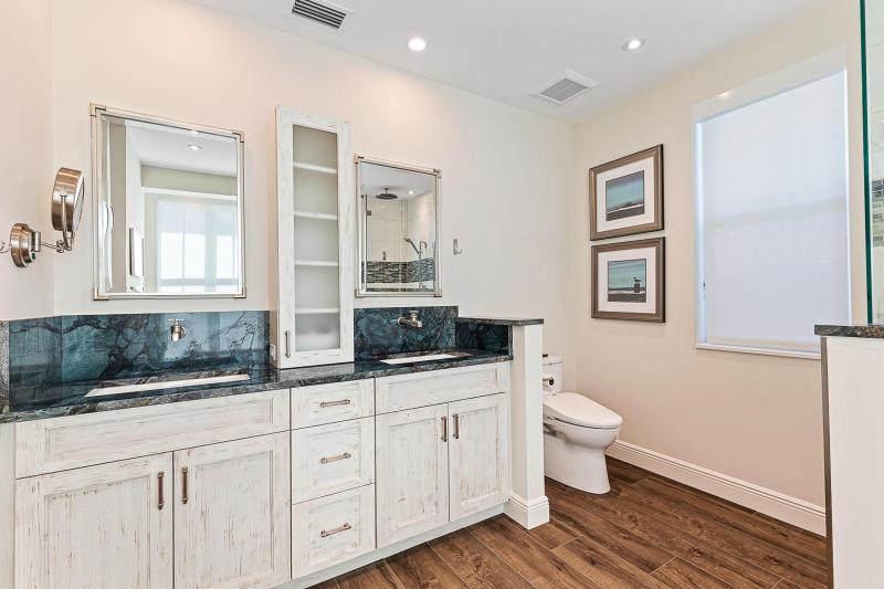  Single Family Homes Photo 26:  Jupiter,  FL 33469