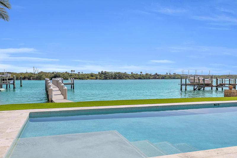  Single Family Homes Photo 34:  Jupiter,  FL 33469