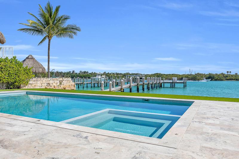  Single Family Homes Photo 40:  Jupiter,  FL 33469