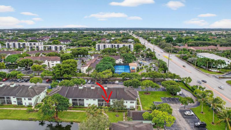  Condo & Townhome Photos