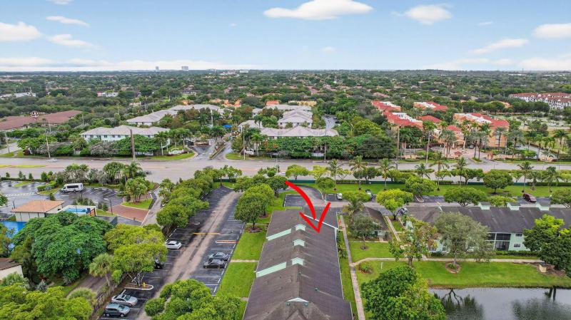  Condo & Townhome Photos