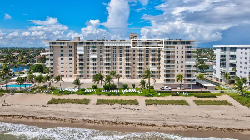  Condo & Townhome Photos