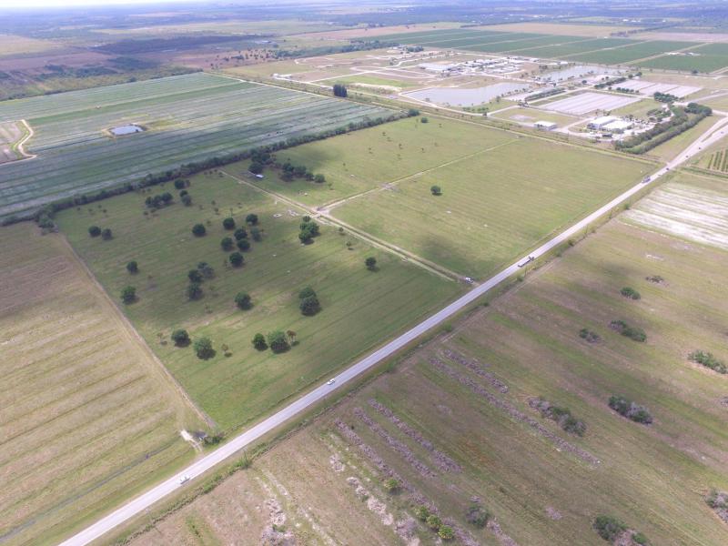  Commercial & Industrial Land Images 