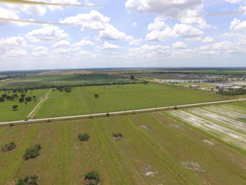  Commercial & Industrial Land Images 