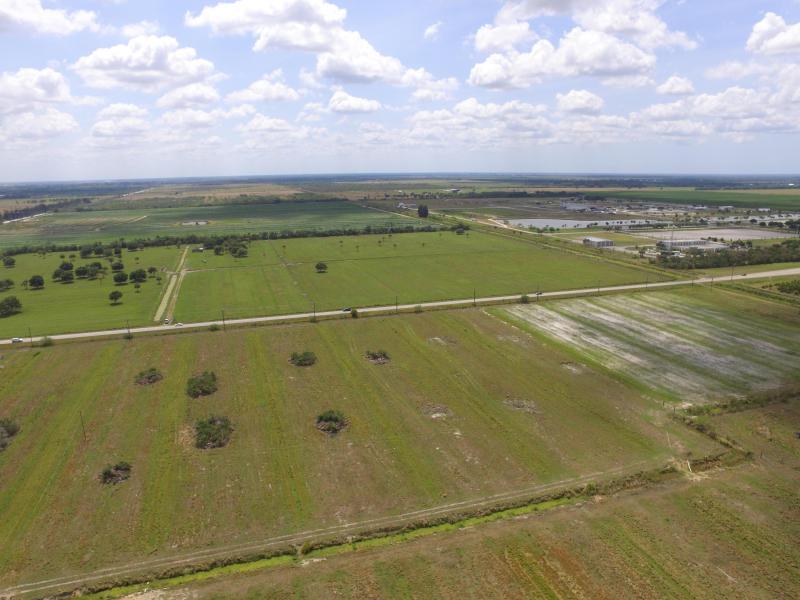  Commercial & Industrial Land Images 
