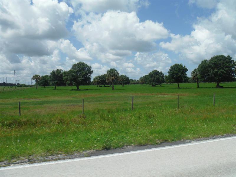  Commercial & Industrial Land Images 