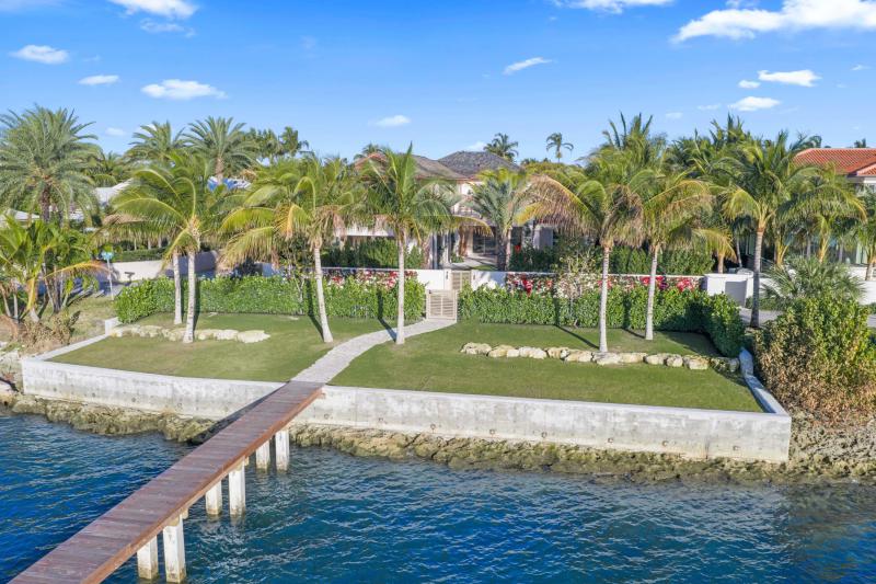  Single Family Homes Photo 9:  Palm Beach,  FL 33480