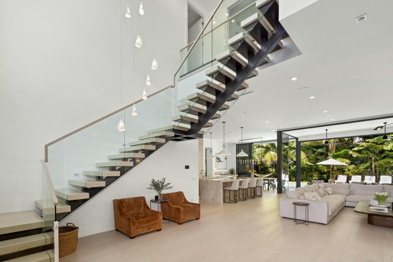  Single Family Homes Photo 16:  Boca Raton,  FL 33432