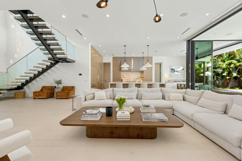  Single Family Homes Photo 21:  Boca Raton,  FL 33432