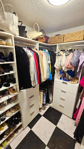  Condo & Townhome Photos