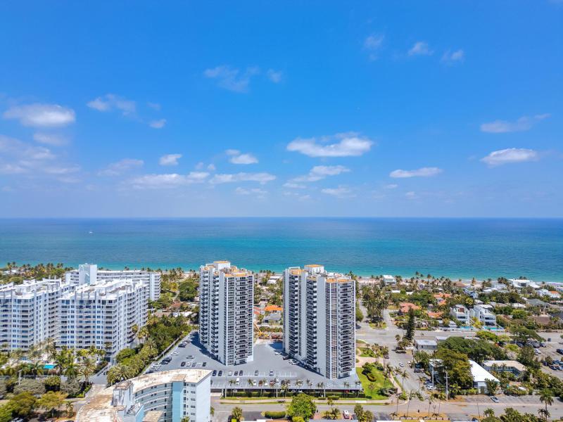  Condo & Townhome Photos