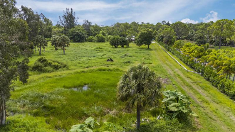  Commercial & Industrial Land Images 