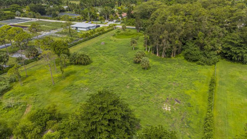  Commercial & Industrial Land Images 