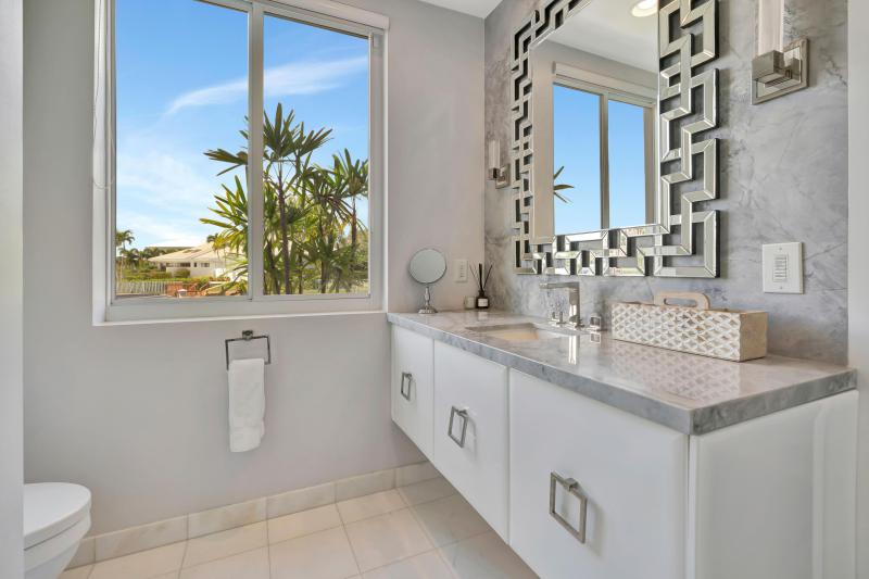  Single Family Homes Photo 21:  Jupiter,  FL 33477