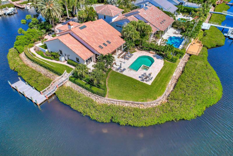  Single Family Homes Photo 3:  Jupiter,  FL 33477