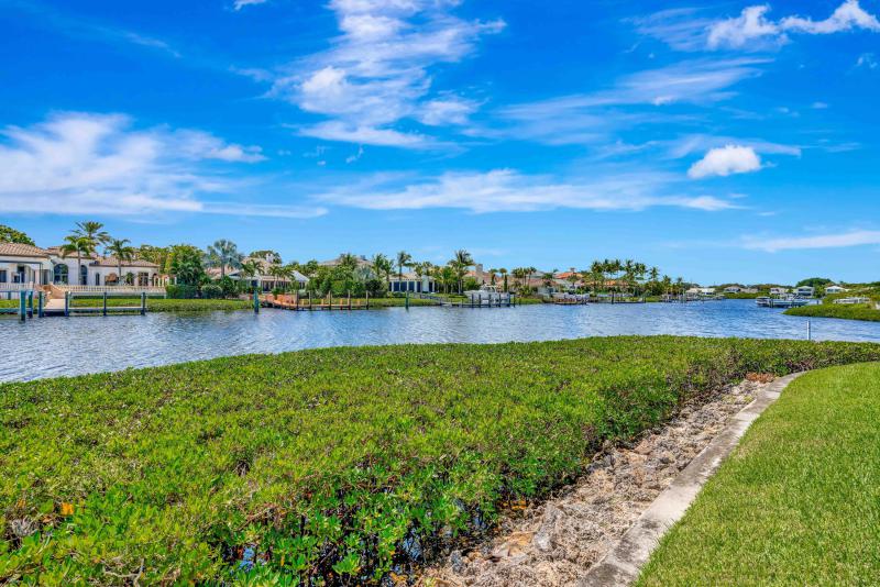  Single Family Homes Photo 35:  Jupiter,  FL 33477