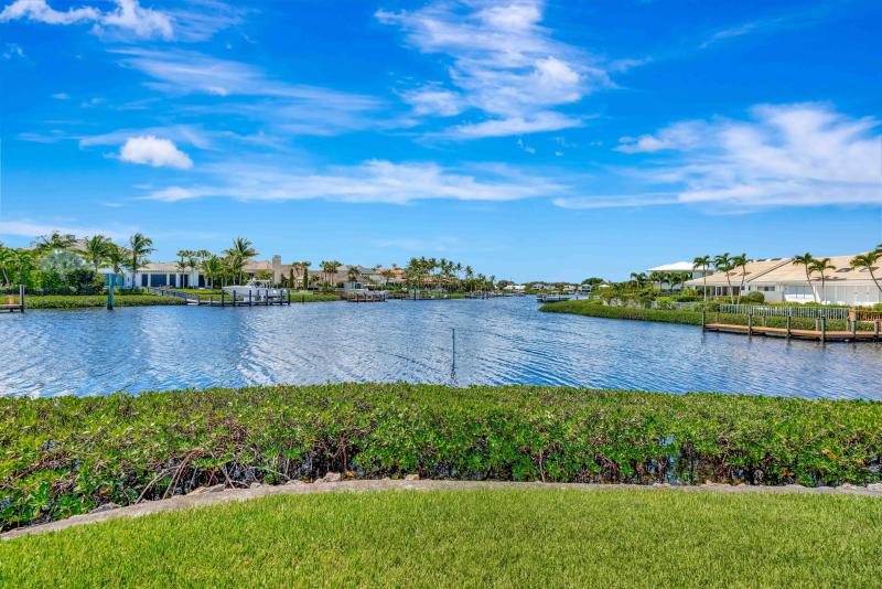  Single Family Homes Photo 36:  Jupiter,  FL 33477