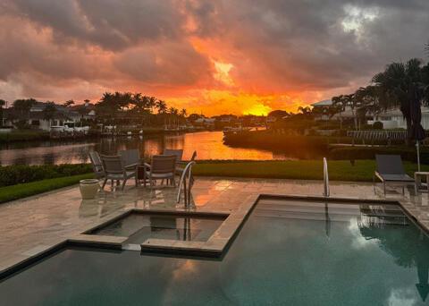  Single Family Homes Photo 37:  Jupiter,  FL 33477