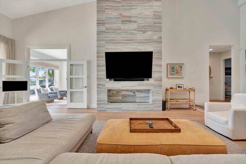  Single Family Homes Photo 8:  Jupiter,  FL 33477