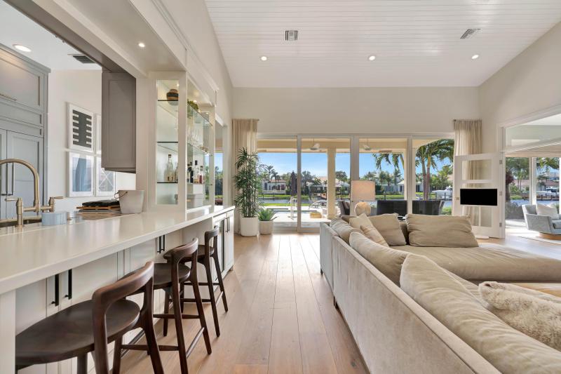  Single Family Homes Photo 9:  Jupiter,  FL 33477