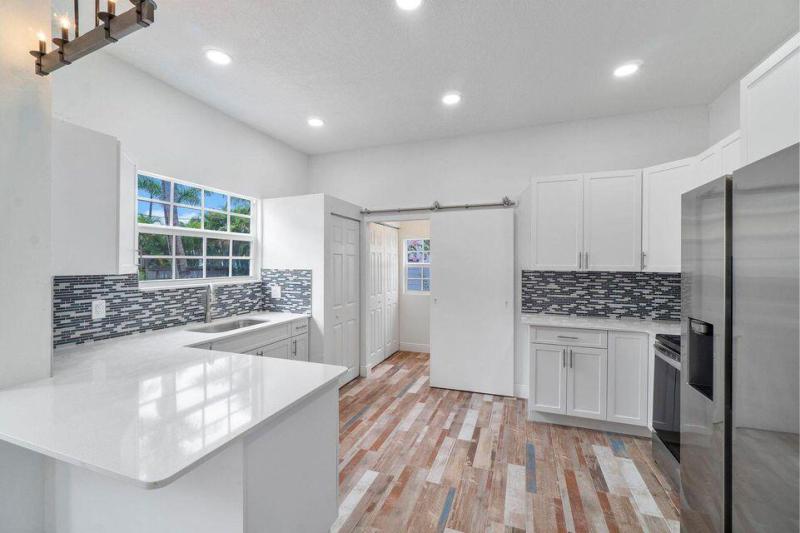 Duplex, Triplex and Fourplex Images