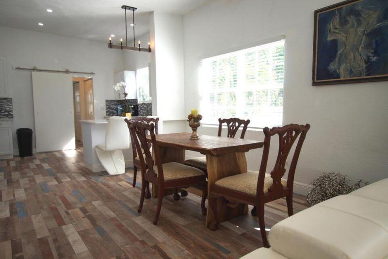 Duplex, Triplex and Fourplex Images