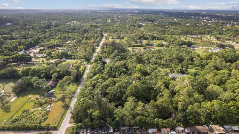  Commercial & Industrial Land Images 