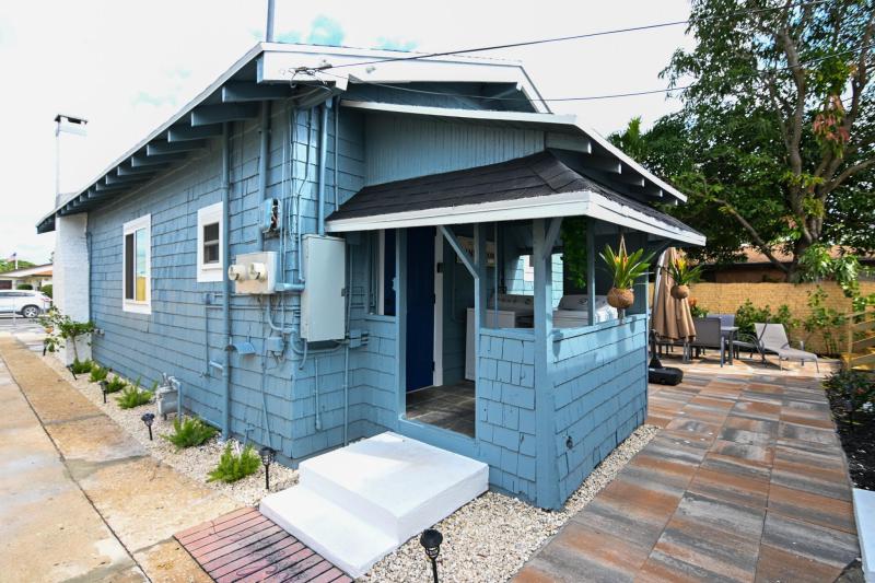 Duplex, Triplex and Fourplex Images