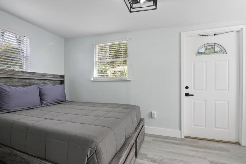 Duplex, Triplex and Fourplex Images
