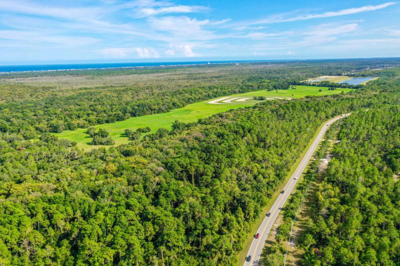  Commercial & Industrial Land Images 