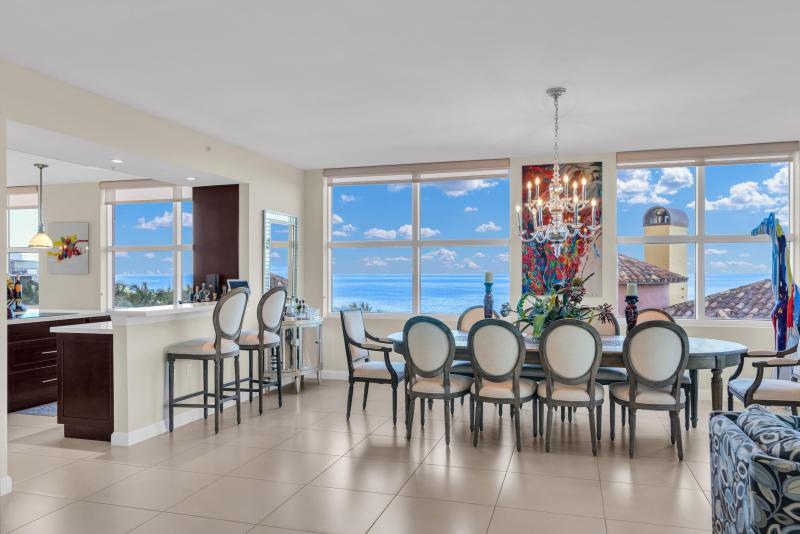 Condo & Townhome Photos