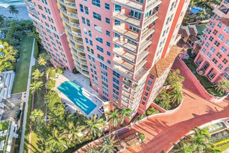  Condo & Townhome Photos