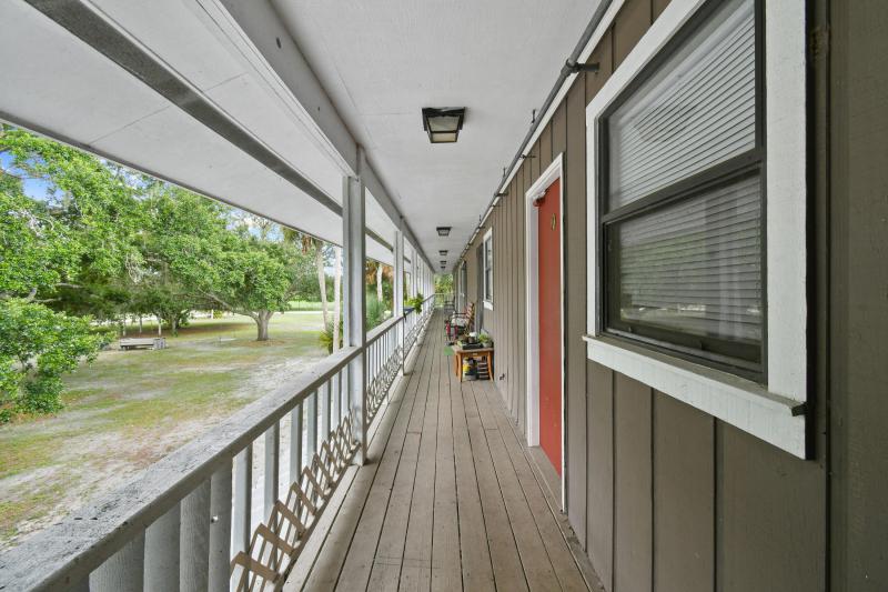 Duplex, Triplex and Fourplex Images