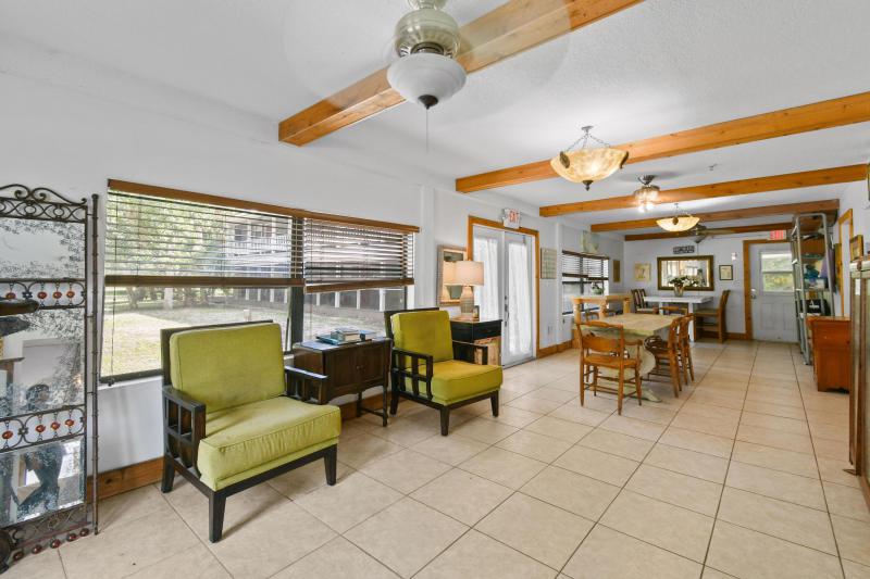 Duplex, Triplex and Fourplex Images