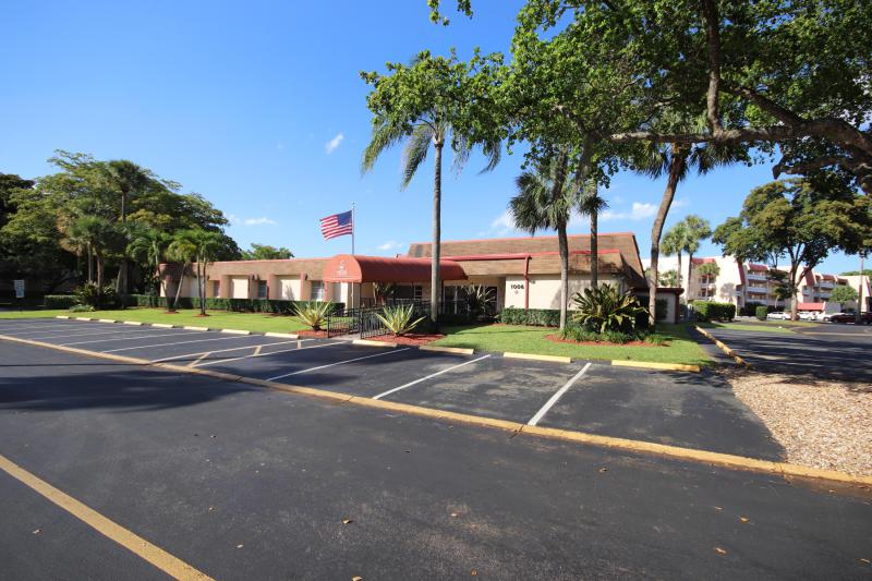  Condo & Townhome Photos