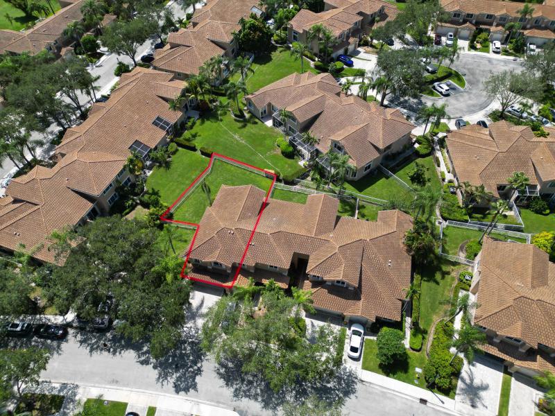  Condo & Townhome Photos