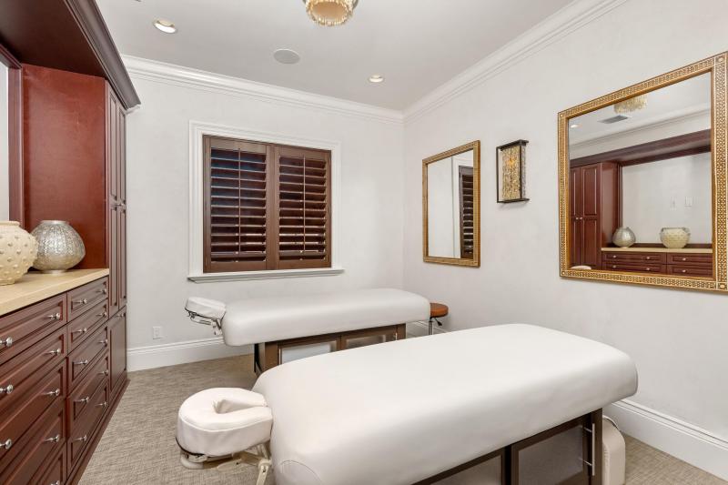  Single Family Homes Photo 60:  Manalapan,  FL 33462