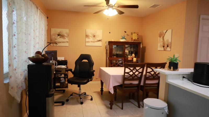  Condo & Townhome Photos