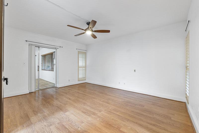  Single Family Homes Photo 11:  Tamarac,  FL 33319