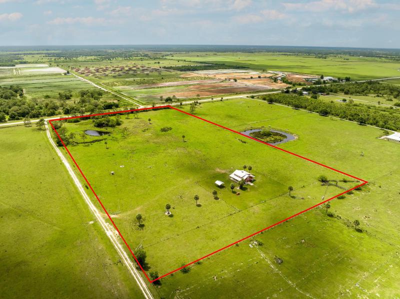  Commercial & Industrial Land Images 