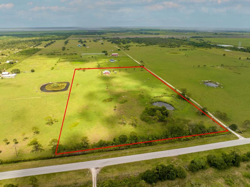  Commercial & Industrial Land Images 
