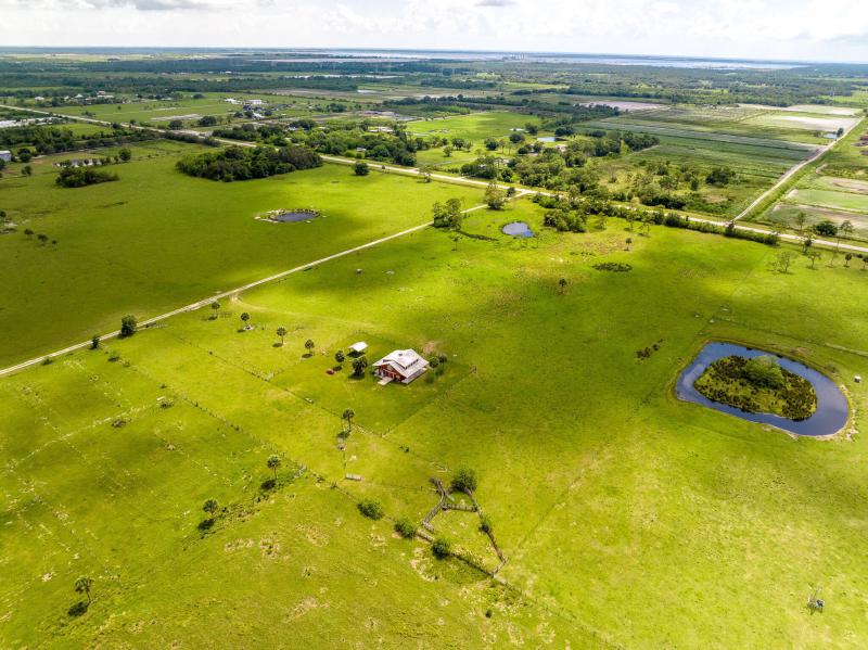  Commercial & Industrial Land Images 