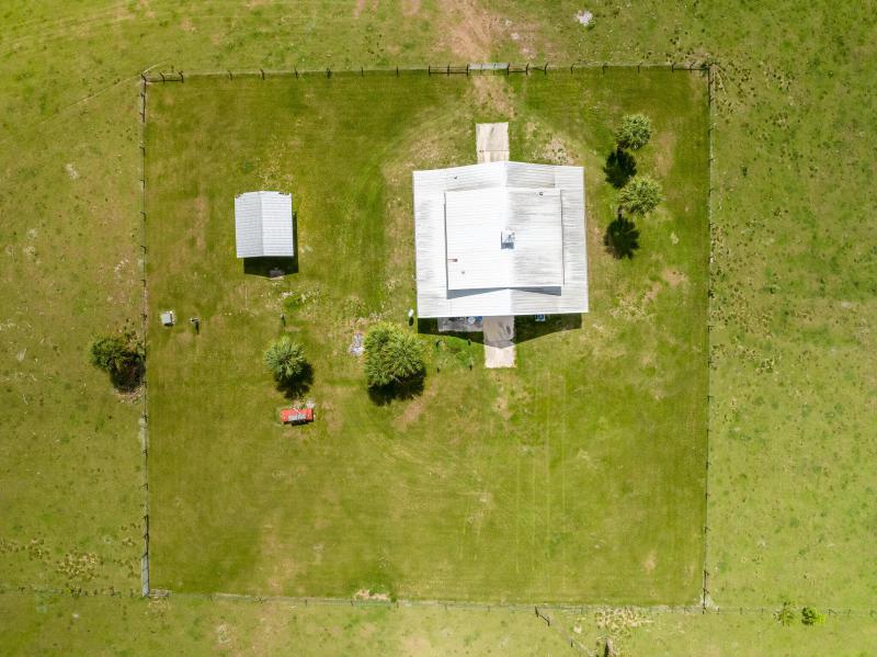  Commercial & Industrial Land Images 
